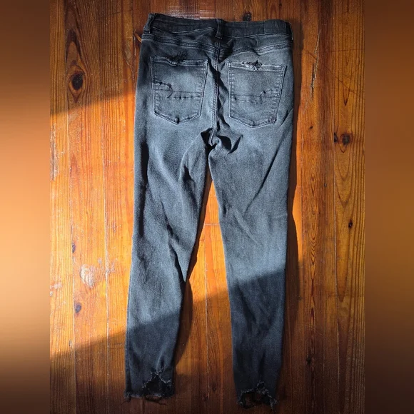 American Eagle Skinny Jean - Picture 3 of 7